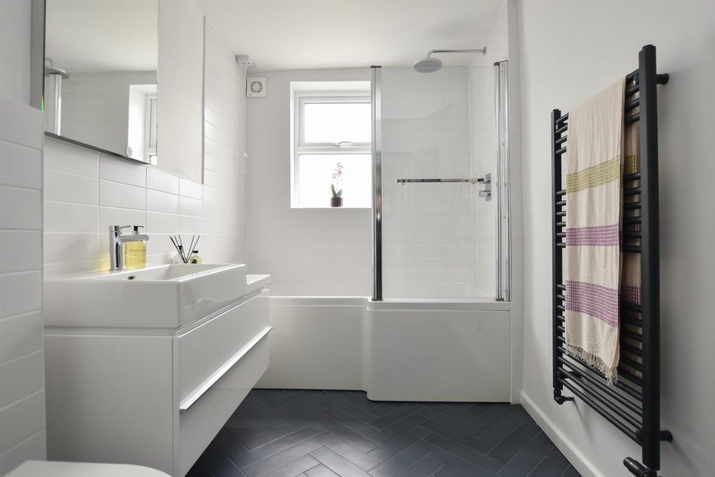 Brook St Bathroom